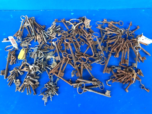 Lot De 12 Anciennes Clés De Serrure En Fer – Taille 9 à 16 Cm – Décoration Vintage