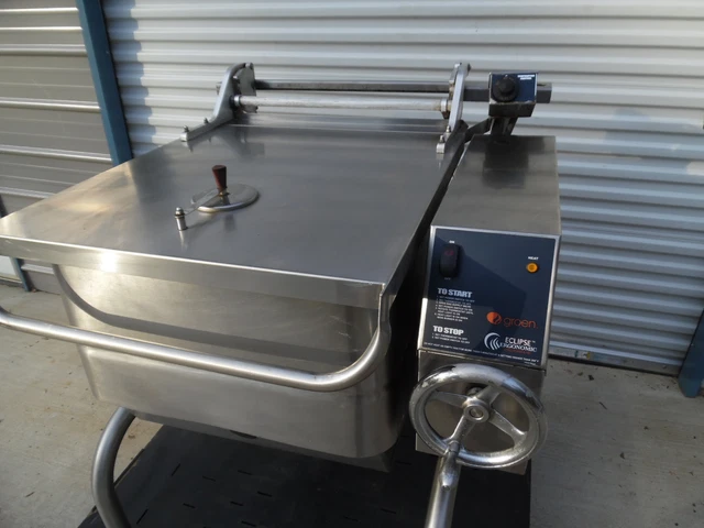 Groen BPM30G Natural Gas Braising Pan Tilt Skillet
