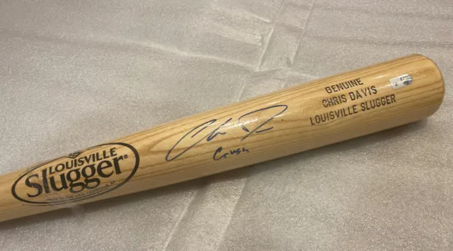 Louisville Slugger Baseball Bat , Genuine Ash, Chip Gaines #16 - New