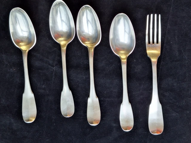 Lot De 13 Couverts Oneida Inox – Mélange Fourchettes Et Cuillères – Occasion