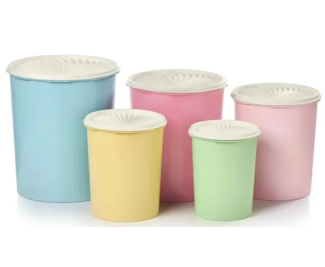 https://www.picclickimg.com/JlQAAOSwns5lWP8z/Tupperware-Classic-Servalier-Canister-Set-of-5-Vintage.webp