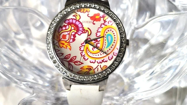 LADIES GUESS PAISLEY Dial Crystal Bezel Big Face Quartz  display picture 2