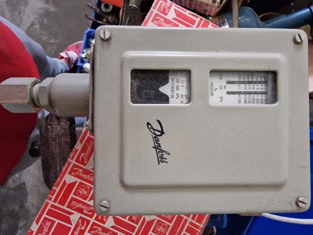 Danfoss RT34 Thermostat