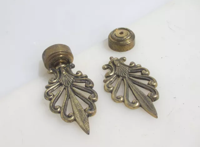 Vintage Brass Curtain Pole Rail Ends Finials Old Gilt Fan Feather Pair
