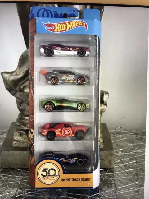 HOT WHEELS 2018 HW 50 TRACK STARS  5-PACK DIE-CASTS GIFT PACK 50th ANNIVERSARY