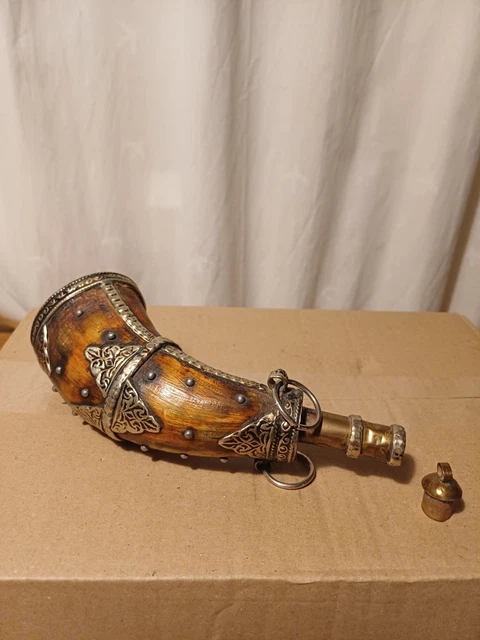 Lot - POIRE À POUDRE MAROCAINE
