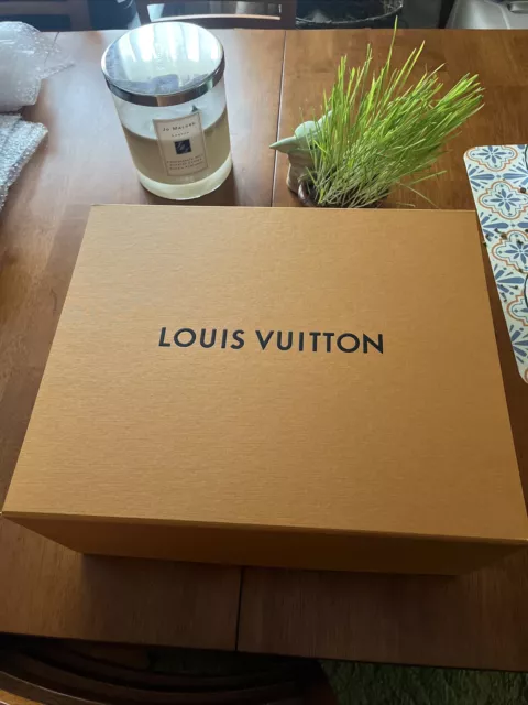 Authentic LOUIS VUITTON Box Empty 19” x 14.5” x 10” Brown w/Match