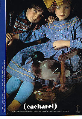 2pa par SARAH MOON PUBLICITE ADVERTISING 055  1979  CACHAREL  pret à porter 