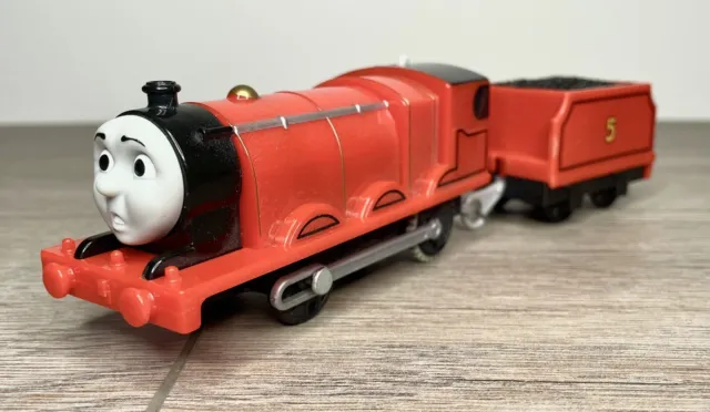 Thomas & Friends Train Tank Engine Scared James + Tender 2013 Trackmaster Works