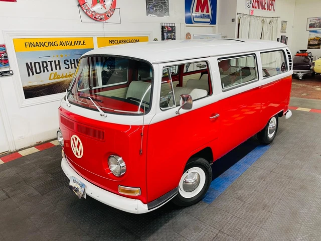 1969 Volkswagen Bus/Vanagon Sunroof-SEE VIDEO