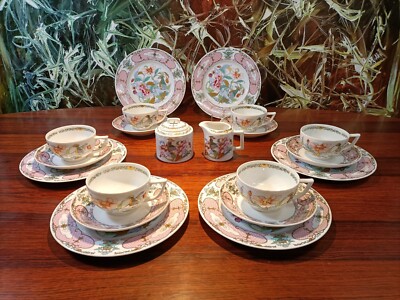 altezza: 6,2 cm colore: Bianco con 3 decorazioni 0,35 l rotonde Seltmann 001.743404 Community diametro: 15,9 cm Servizio di 6 tazze da zuppa in porcellana 