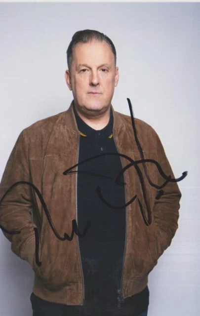 Ross Boatman   **HAND SIGNED**  6x4 photo  ~  Eastenders  ~  AUTOGRAPHED