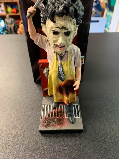 Royal Bobbles Tcm Texas Chainsaw Massacre Leatherface Killing Mask Entertainment