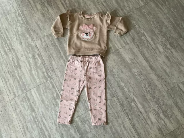 Baby, Kleinkind, Liegelind, Gr. 92, Hose und Shirt