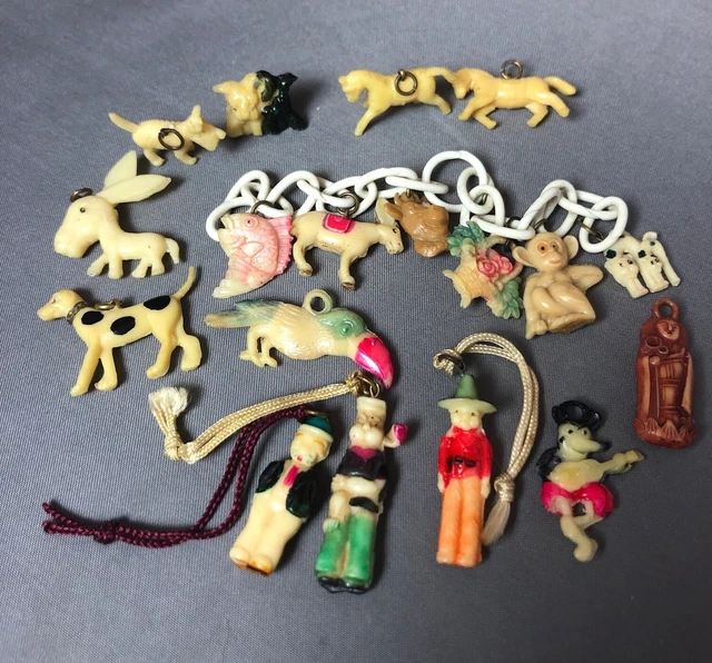 18 Vintage CELLULOID CHARMS w/ WIMPY POPEYE COWBOY Dogs ++ Cracker Jack Gumball