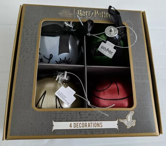 Brand new WB Harry Potter Hogwarts Set of 4 Christmas Tree Decorations Baubles