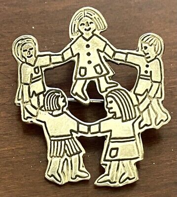 Vintage Sterling Silver Circle of Children Holding Hands Pendant /Pin