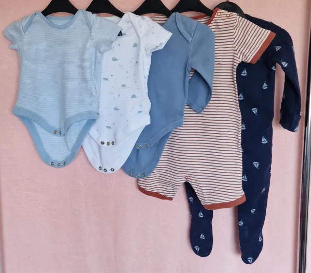 Clothes Bundle Baby Boys Age 6-9Mths. Used.Perfect condition.Mixed brands.