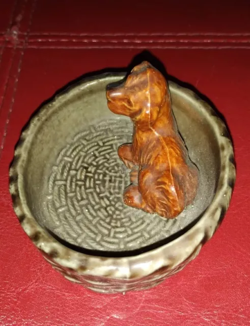 Vintage Wade Dog in Basket / Bed. Trinket Dish ?          UK Rural Seller (dbd