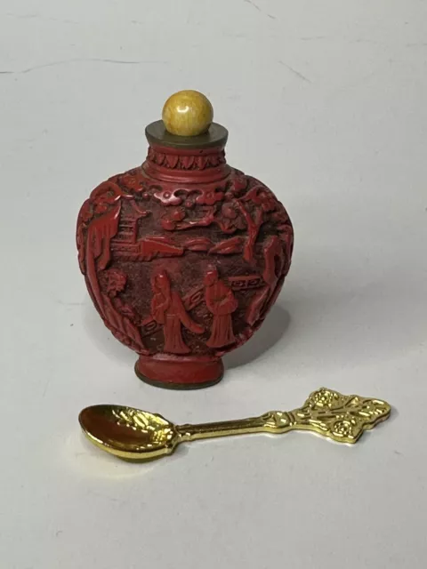 Vintage Snuff Bottle Unmatched Stopper Chinese Scene Red Cinnabar Resin Carved