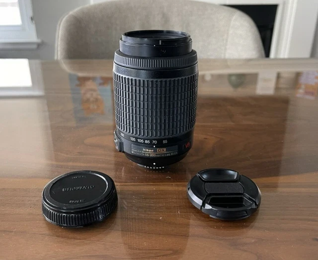 Nikon AF-S NIKKOR DX ED 55-200mm f/4-5.6G VR Lens