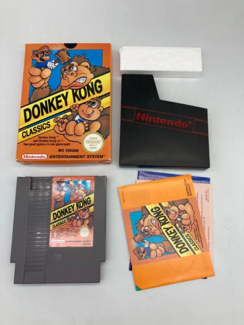 Donkey Kong Classics - Nintendo Entertainment System  NES - Boxed With Manual