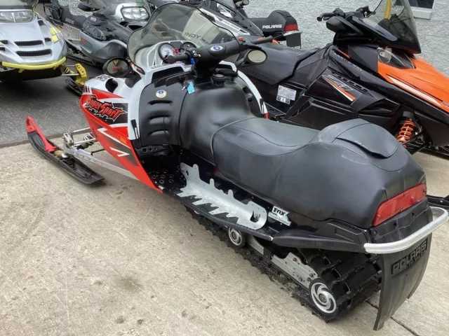 2005 Polaris® Super Sport    RED WHITE 3
