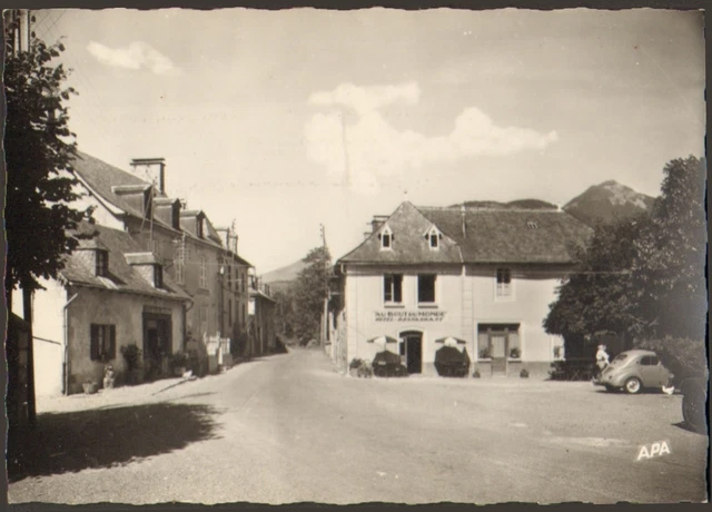 15 Mandailles Carte Postale Place Du Mas Hotel Restaurant Au Bout Du Monde
