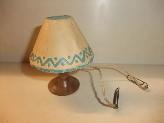 Puppenstube Kaufmannsladen Accessoires alte Lampe Stehlampe Tischlampe vor 1945