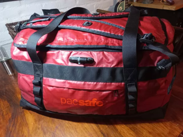 Pacsafe deals duffel bag