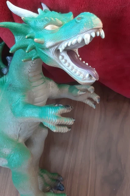 Large Rubber Green Winged Dragon Figure 70cm Nose to Tail Rare 2013 Toys R Us 3