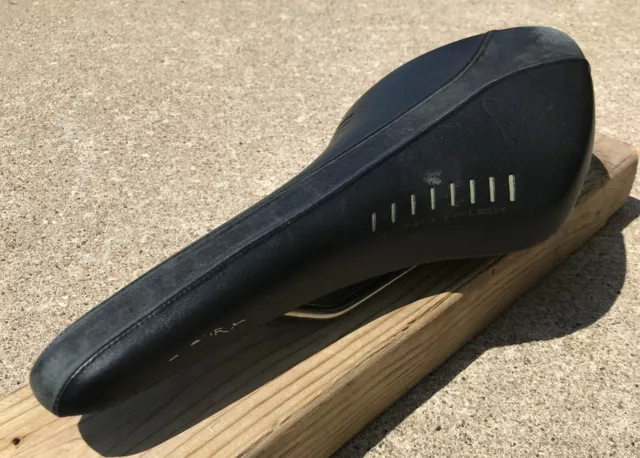 fizik arione wing flex saddle