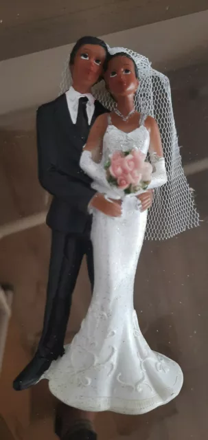 Couple de mariés noirs figurine en résine décoration gâteau de mariage