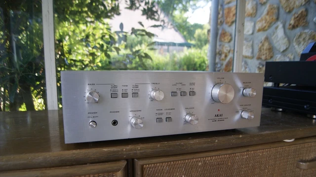 Akai - AM 2600 Amplificateur Hi-Fi de la marque Akai