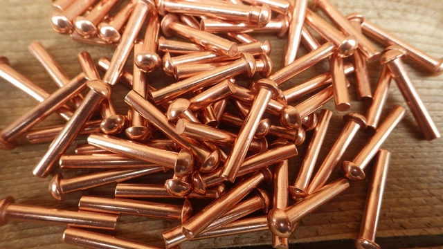 Solide Cuivre 1/10.2cm x 2.5cm Tête Ronde Rivets Réparation Vapeur Rétro Moyens
