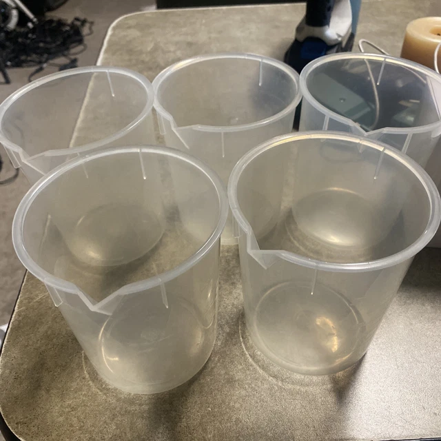 Lot Of 5 Plastic 600 mL Polypropylene Low-Form Griffin Beakers
