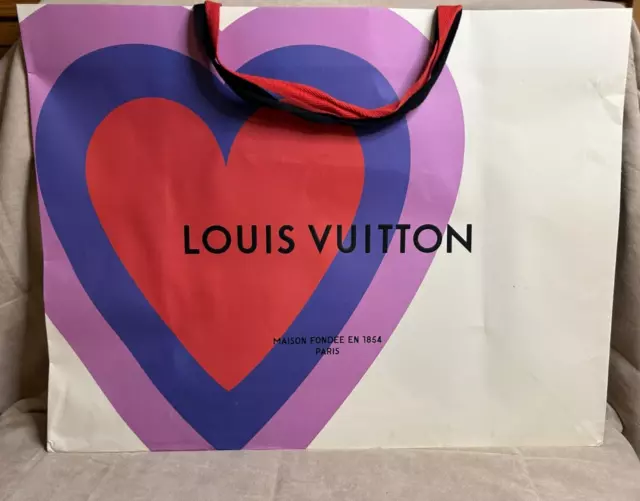 LV holiday packaging has arrived🎁 #louisvuitton #lv #asmr #packaging