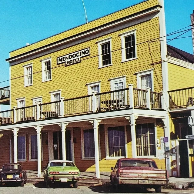 Mendocino Hotel California Main Street Scene Phone Booth 1960s Car Postcard H285