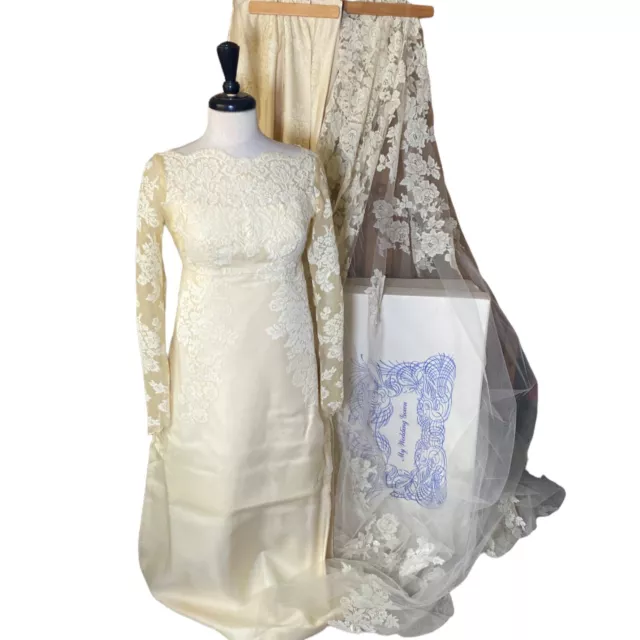 1968 Priscilla of Boston Wedding Dress Candlelight Silk Organza Chantilly Lace S