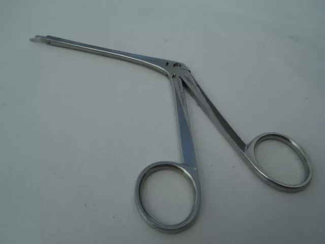 JARIT 440-202 Nasal Scissors