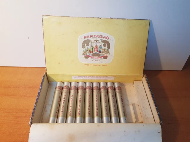 Lot De 12 Bandes De Cigares Vintage Principales Femmes Célèbres Jaune, édition 1972