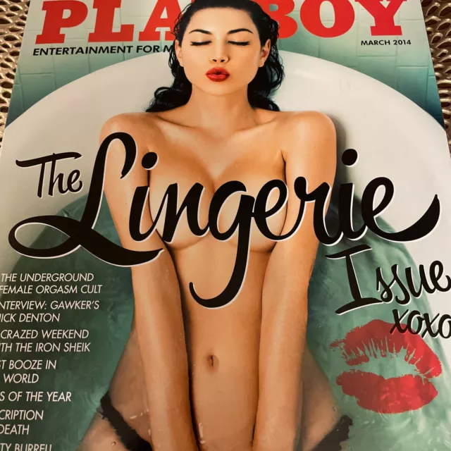 Edición de lencería de la revista Play Boy de marzo de 2014 y lino Britt