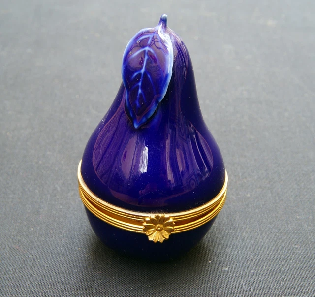 Boîte à Bijoux Chinoise Des Années 1930 En Laiton Massif Avec Dragon - En Vente Sur France | Boite A Bijoux Chinoise, Boite Chinoise Ancienne, Boite A Bijoux Ancienne En Laiton