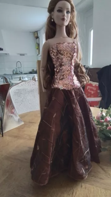 Poupée American Model Tonner 22’’ Robe Cocktail