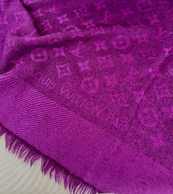 Replica Louis Vuitton Monogram Shawl M74441  Louis vuitton monogram shawl, Louis  vuitton pink, Monogrammed scarf