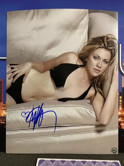 Melissa Joan Hart (Actress) Signed Autographed 8x10 photo - AUTO w/COA