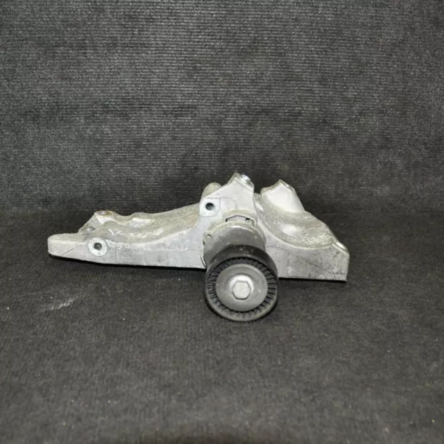 Tendeur d'alternateur VW Polo Mk5 avec support 036145169G 1.4 essence 2010 3