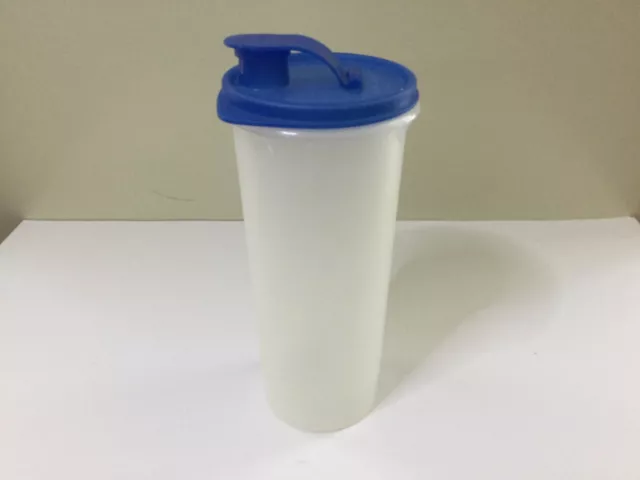 Tupperware 1 Litre Round Drink Container