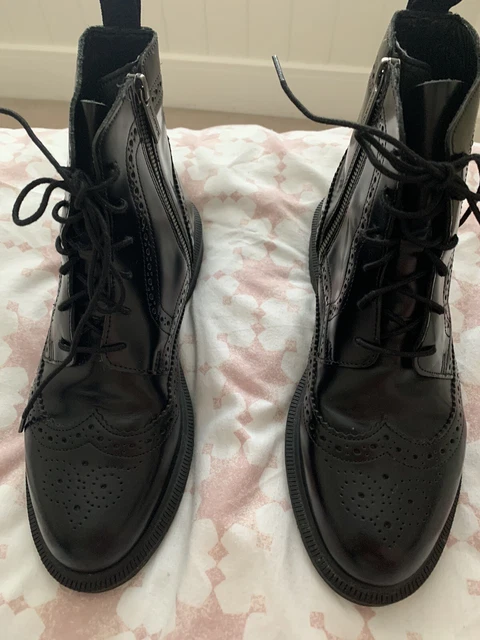 Delphine smooth dr martens sale