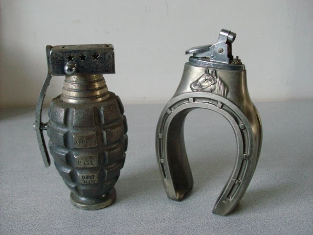 Lot de 2 briquets de table en métal forme de grenade de combat et fer à cheval